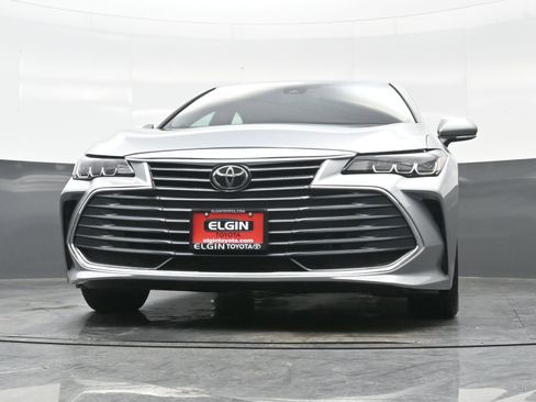 Used 2019 Toyota Avalon XLE image 27