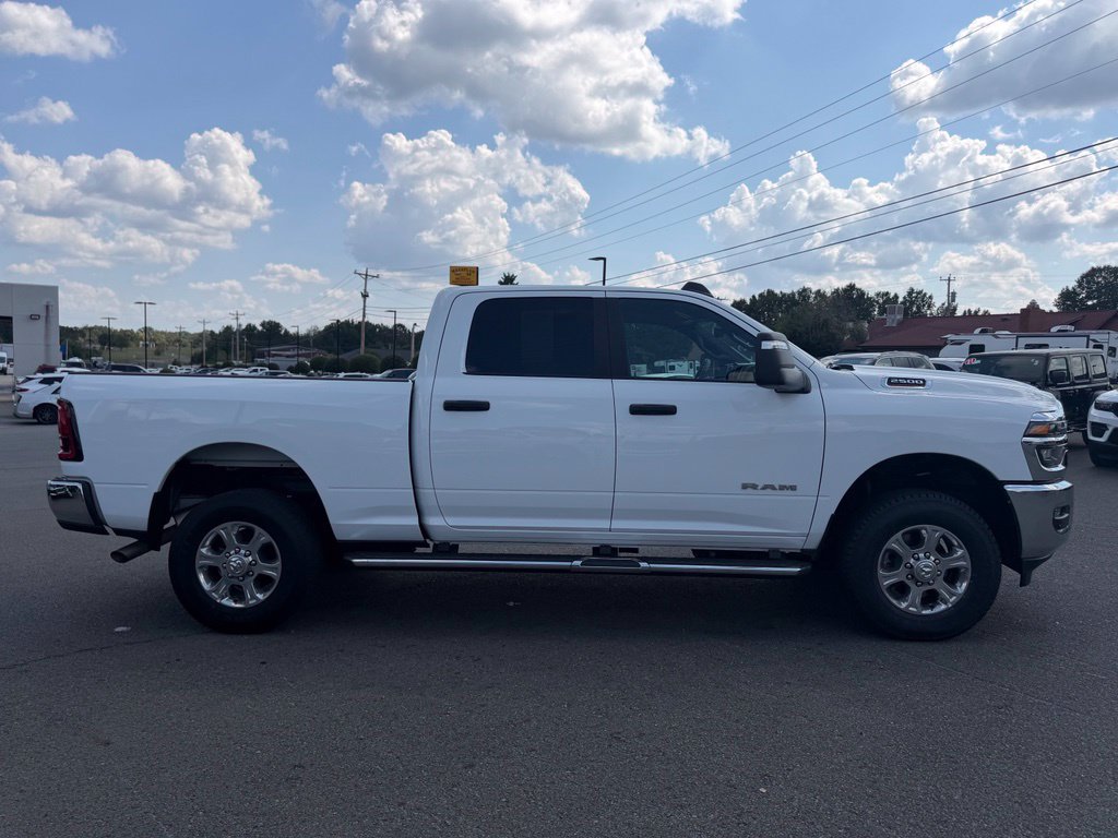 Used 2026 RAM 2500 Big Horn AWD/4WD image 2