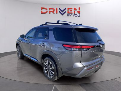 New 2026 Nissan Pathfinder Platinum