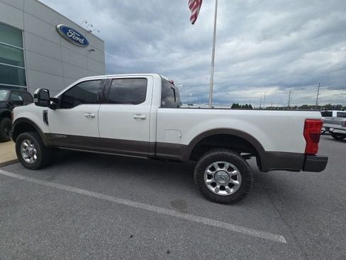 Used 2017 Ford F250 King Ranch w/ King Ranch Ultimate Package AWD/4WD image 6