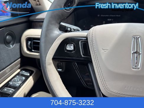 Used 2023 Lincoln Aviator Reserve w/ Equipment Group 201A image 24