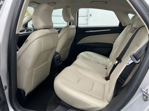 Used 2018 Ford Fusion Titanium image 30