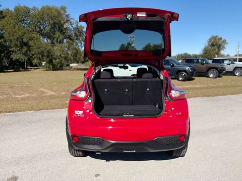 Used 2017 Nissan Juke SV image 27