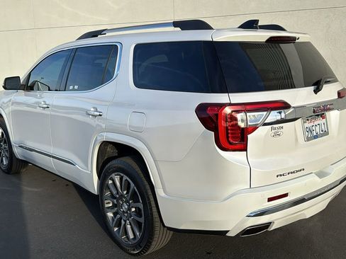 Used 2021 GMC Acadia Denali w/ Denali Technology Package image 4