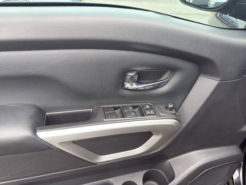 Used 2021 Nissan Titan SV w/ Accessory Utility Package RWD image 9