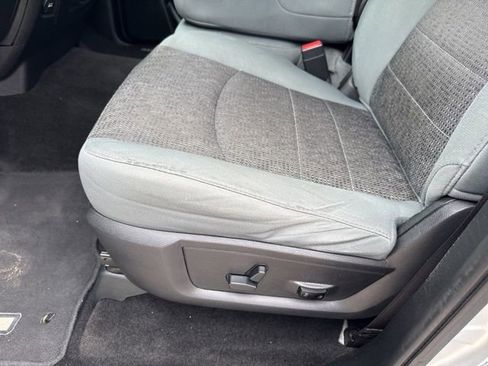 Used 2016 RAM 1500 Big Horn image 32