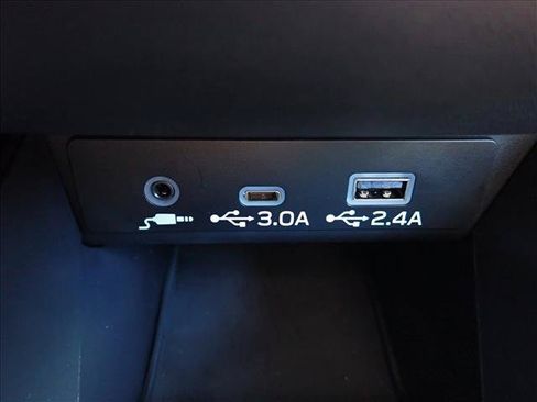 Certified 2025 Subaru Outback Premium w/ Popular Package #1A AWD/4WD image 19