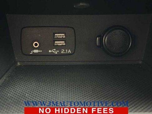 Used 2022 Subaru Crosstrek 2.0i Premium image 39