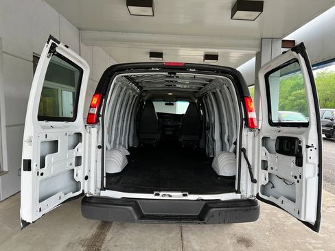 Used 2021 Chevrolet Express 2500 Extended w/ Driver Convenience Package image 9