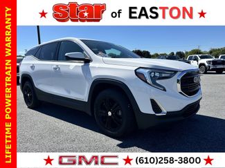 Used 2020 GMC Terrain SLE w/ LPO, Floor Liner Package image 1