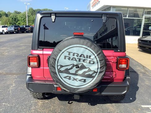 Used 2024 Jeep Wrangler Unlimited Sport AWD/4WD image 6