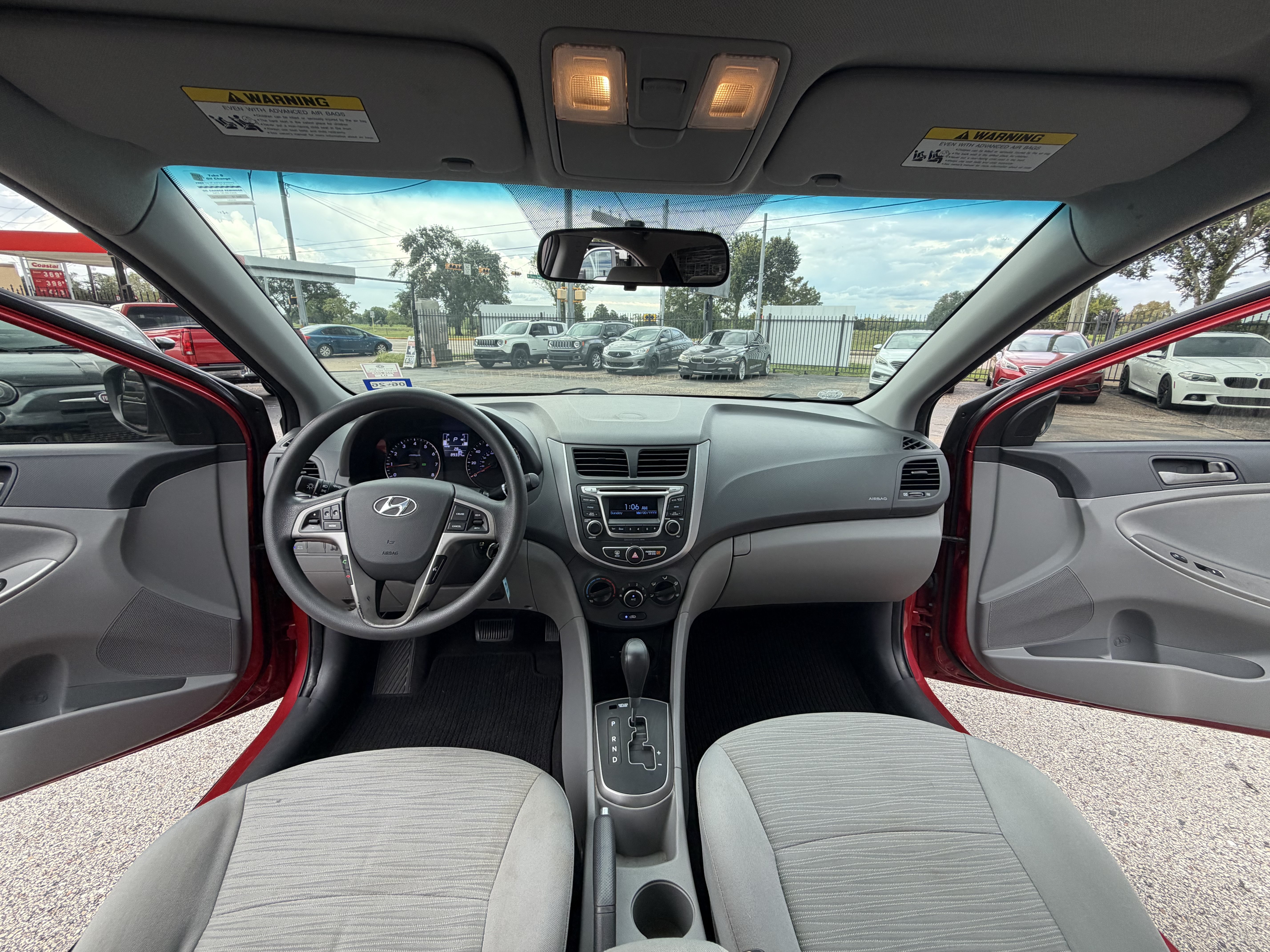 Used 2016 Hyundai Accent SE w/ Option Group 02 FWD image 18