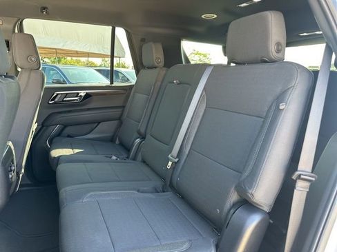 New 2025 Chevrolet Tahoe LS image 10