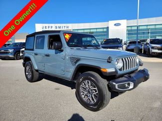Used 2024 Jeep Wrangler Unlimited Sahara AWD/4WD video 1