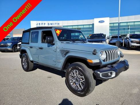 Used 2024 Jeep Wrangler Unlimited Sahara AWD/4WD image 1