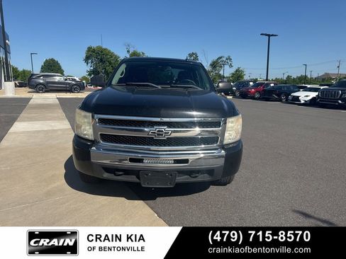 Used 2009 Chevrolet Silverado 1500 LT w/ Power Pack Plus AWD/4WD image 4