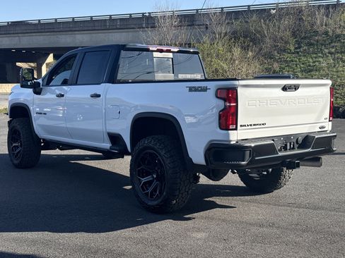New 2026 Chevrolet Silverado 2500 LT w/ Trail Boss Package AWD/4WD image 6