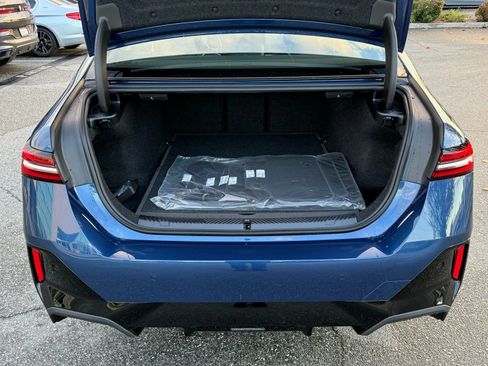 New 2026 BMW 530i xDrive w/ M Sport Package image 16