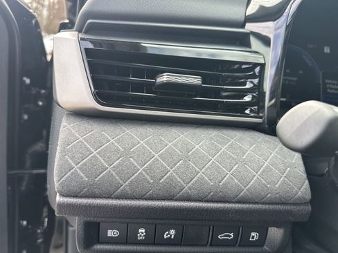 New 2026 Toyota Camry XLE AWD/4WD image 24