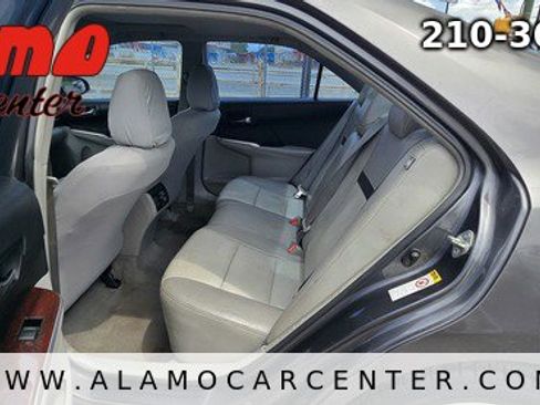 Used 2013 Toyota Camry XLE FWD image 25