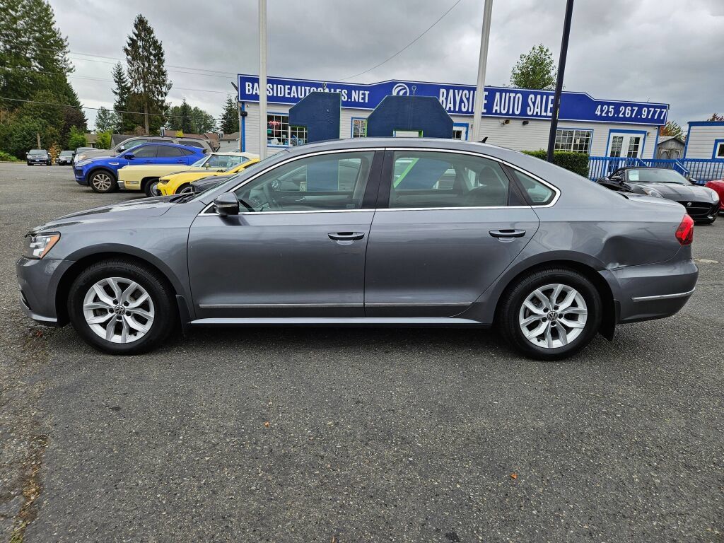 Used 2017 Volkswagen Passat 1.8T S FWD image 2
