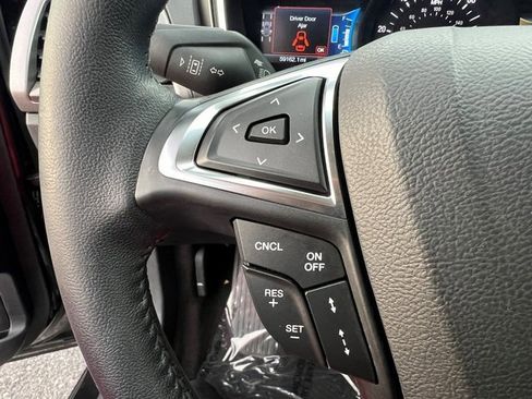 Used 2019 Ford Fusion SEL image 24