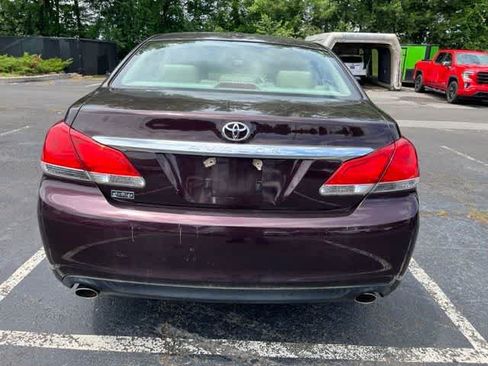 Used 2011 Toyota Avalon Limited FWD image 5