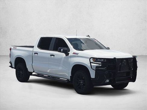 Used 2021 Chevrolet Silverado 1500 LT Trail Boss w/ Convenience Package II AWD/4WD image 3