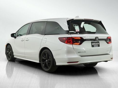 Used 2023 Honda Odyssey Sport image 3