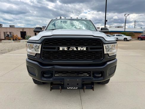 Used 2019 RAM 3500 Tradesman AWD/4WD image 4