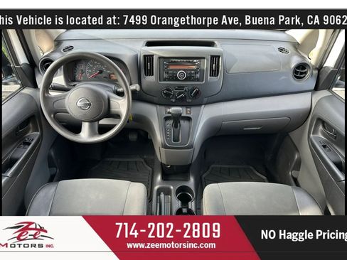 Used 2017 Nissan NV200 S w/ Back Door Glass Package image 17