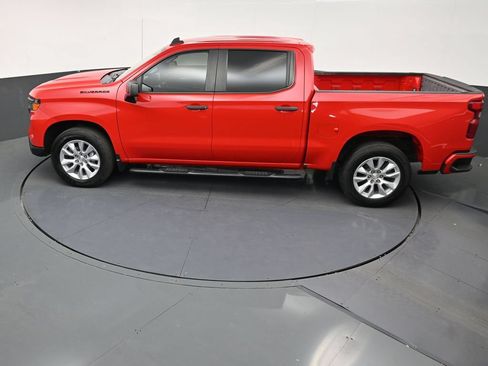Used 2022 Chevrolet Silverado 1500 Custom w/ LPO, Dark Essentials Package RWD image 13