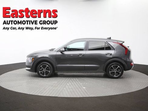 Used 2025 Kia Niro LX FWD image 57
