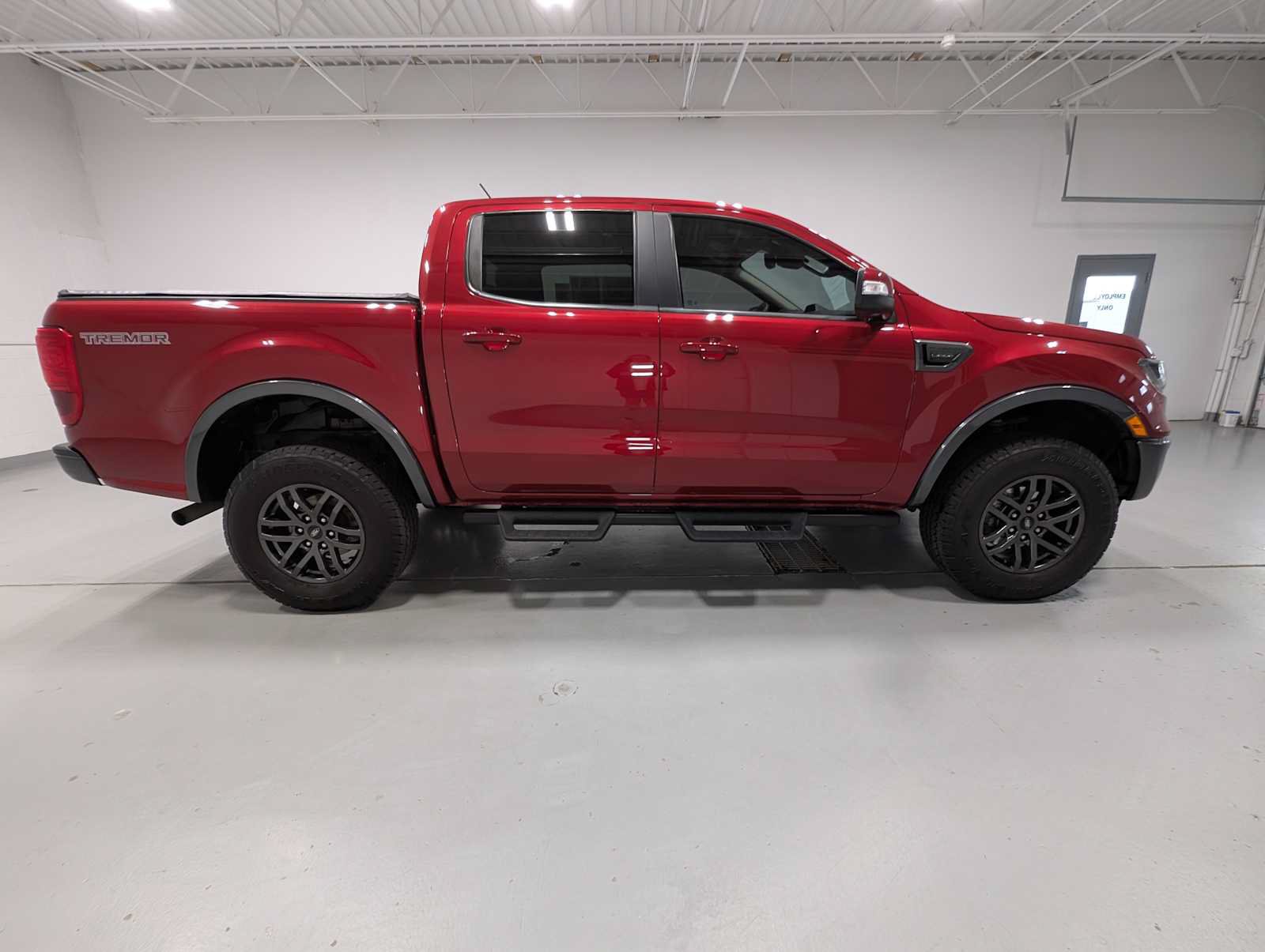 Used 2021 Ford Ranger Lariat w/ Tremor Off-Road Package AWD/4WD image 7