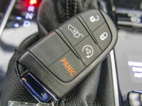 New 2026 Jeep Compass Limited image 27