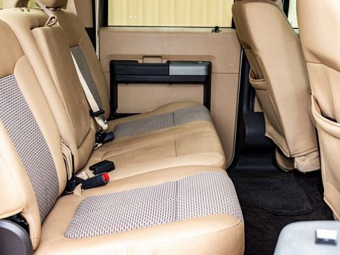 Used 2014 Ford F250 XLT w/ XLT Interior Package image 23