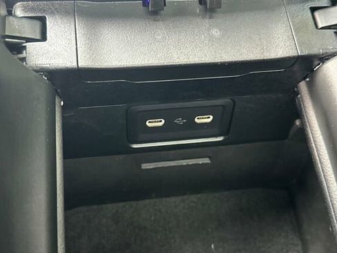 Used 2023 Mercedes-Benz C 300 Sedan image 42