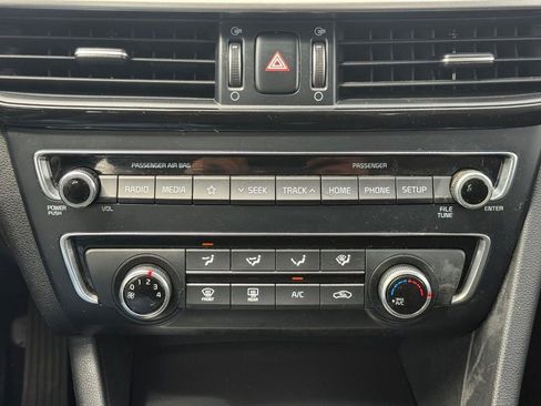 Used 2019 Kia Optima LX w/ LX 17" Wheel Package FWD image 18