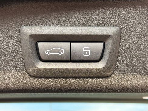 New 2026 BMW X5 M60i image 13