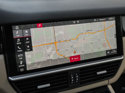 Used 2019 Porsche Cayenne AWD/4WD image 48