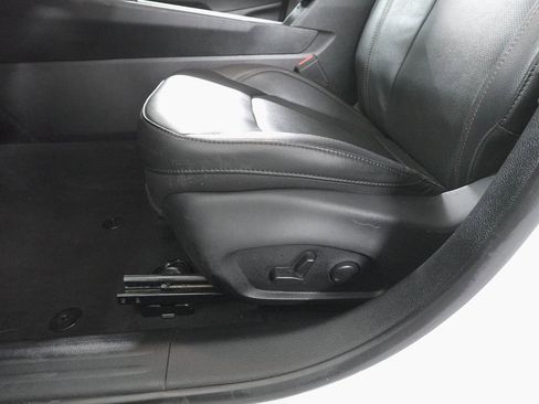 Used 2022 Jeep Compass Latitude image 10