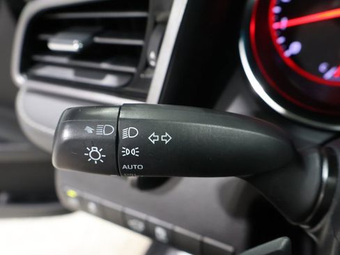 Used 2019 Toyota Camry XSE image 37