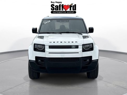 Used 2025 Land Rover Defender 110 X-Dynamic SE AWD/4WD image 15
