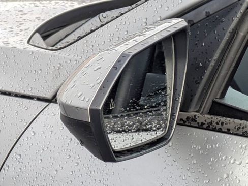 Used 2021 Hyundai Elantra SEL image 10