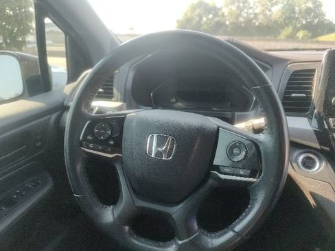 Used 2019 Honda Odyssey EX-L image 16