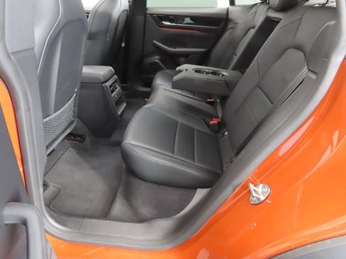 Certified 2025 Porsche Macan Electric RWD image 41