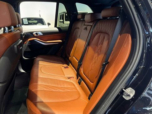 Used 2022 BMW X5 xDrive40i w/ M Sport Package image 10