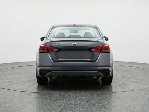 Used 2025 Nissan Altima 2.5 SV FWD image 7