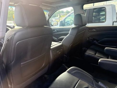 Used 2015 Chevrolet Suburban LT AWD/4WD image 18