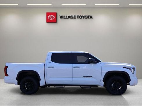 New 2025 Toyota Tundra SR5 image 10
